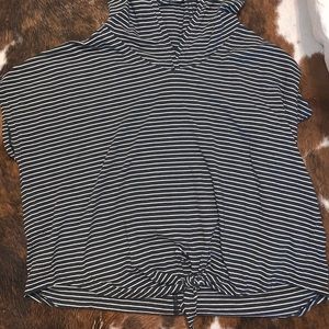 Lulu lemon short sleeve cropped Tied hoodie